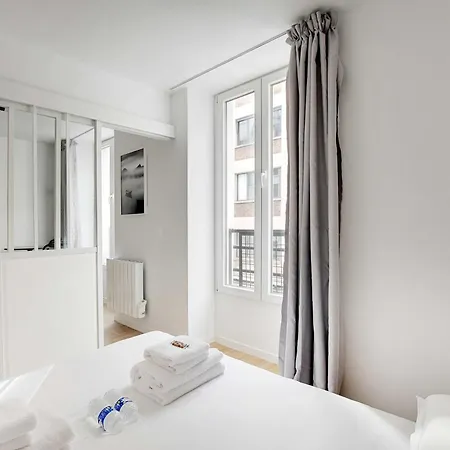 Pleasant Modern Apartment Menilmontant
